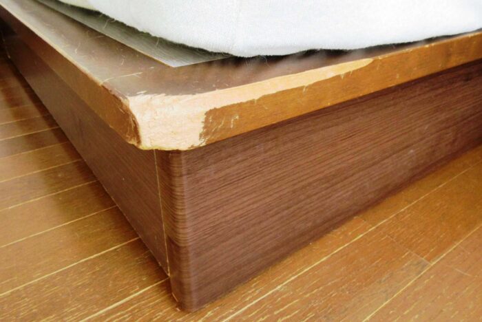 郡山リペア小町　建具傷のイメージ写真